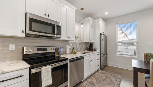 Beignet House Cajun Luxury Full Kitchen Fast WiFi - Foto 3