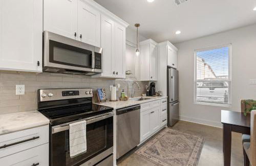 Beignet House Cajun Luxury Full Kitchen Fast WiFi - Foto 3