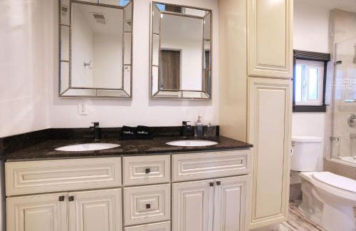 The Black and White House - Foto 28