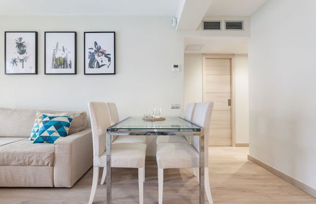 Pineda Be My Guest Castelldefels - Photo 12