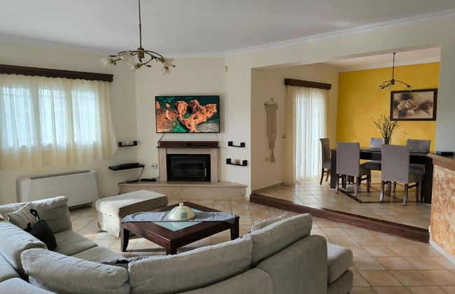 Villa Marina Tsoukalades - Foto 1