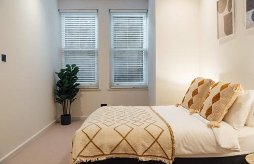 Luxurious & Modern London Apartment in Honor Oak - Photo 18