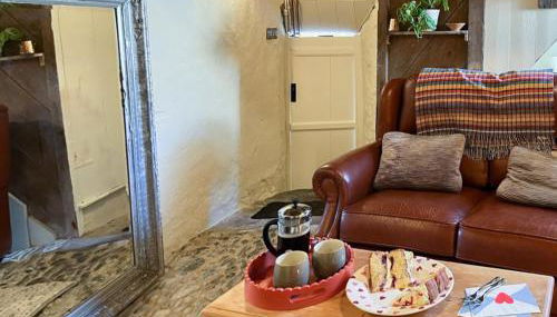 Cobble Cottage - Photo 4