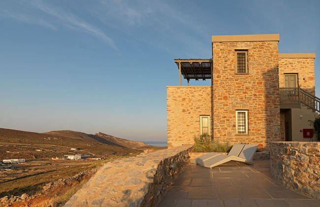 Themonies Luxury Suites - Photo 27