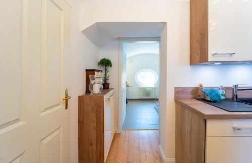 Seeblick-Dachgeschoss in historischer Villa zentral 4 PAX - Foto 47