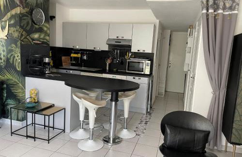 2 Pièces 45m2, Calme, Confort, Mer à 200m, Jardin, Terrasse, Piscine - Foto 3