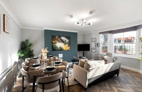 Bright & Comfortable 2-Bedroom Retreat - Foto 1