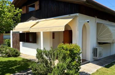 Casa degli Albicocchi - near Venice - whole house with garden and free Prkg - Foto 17