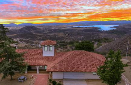 20 Acre Panoramic View Estate Hot Tub Pickleball Game Room - Foto 37