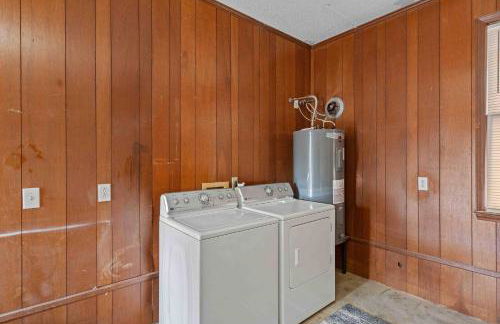 ~Spacious / Cozy / Sleeps 8+ Near MTSU and Siegel - Foto 20