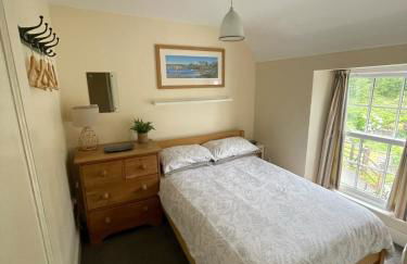 Bryn Goleu, Mersey Street, Borth-y-Gest - Photo 3