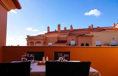 Luxury 3-bedroom apartment at high-end Praia da Luz - Photo 26