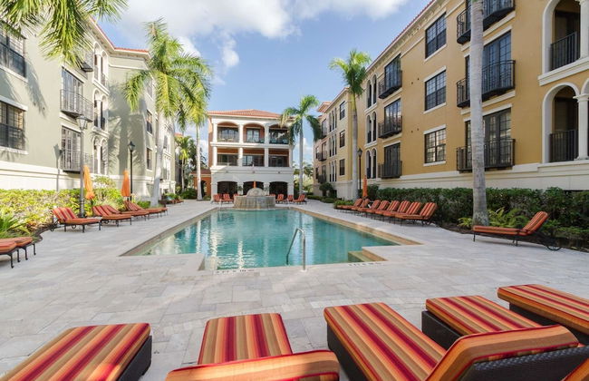 The Residences At Coconut Pointe 8203 - Foto 16