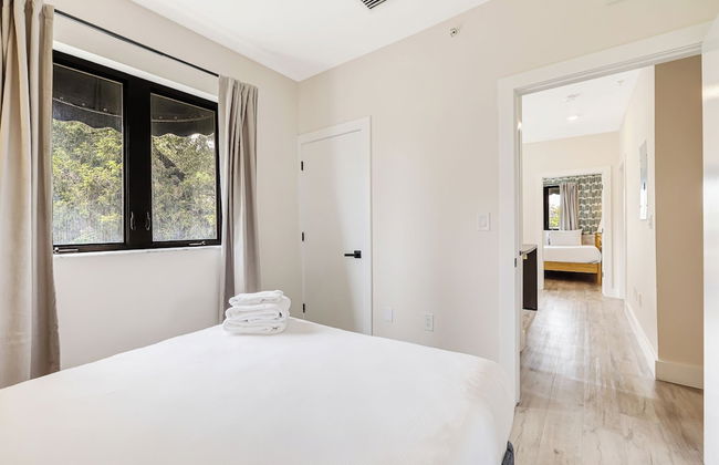 Roami at The Palace - Photo 8