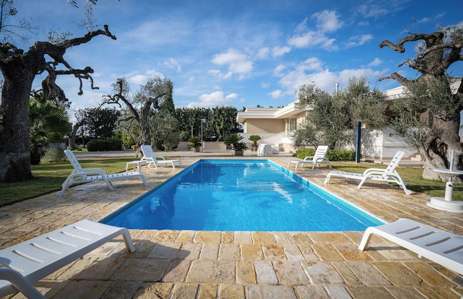 Villa Torricella Pool and Sunny Garden - Photo 15