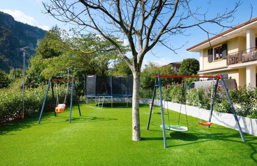 Villa Arcadia Apartments - Photo 2