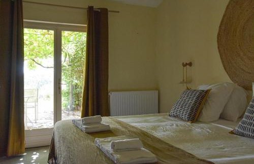 Maison Littré - Piscine chauffée - Au calme entre vignes et forêt - Foto 21