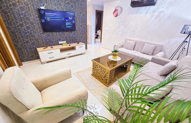 Elite Holiday Homes - Luxury & Centric Flat - Photo 43