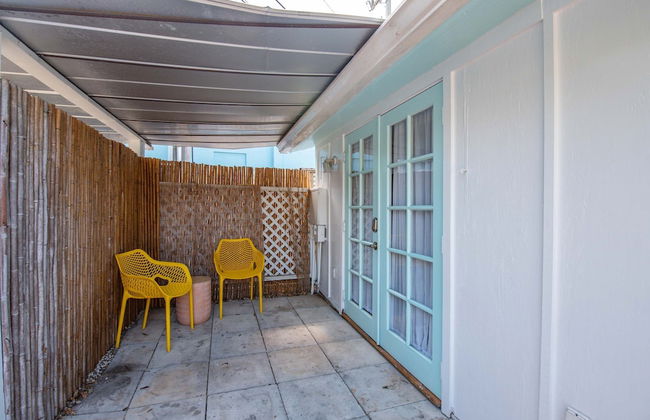 New The Cottage at James House - Photo 15