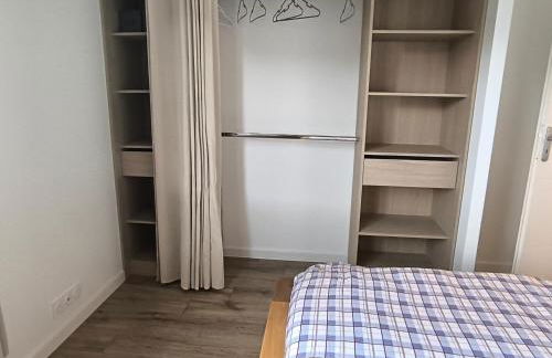 villa récente climatisée avec piscine privée - Photo 25