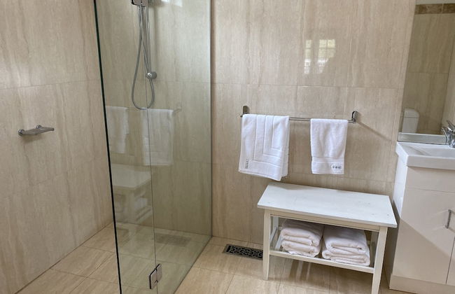 Fairbank House - Photo 13