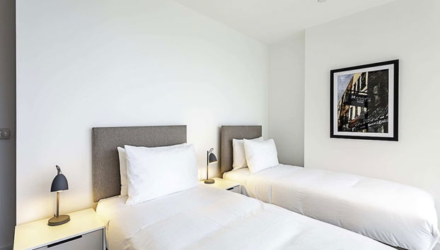 Icon Tower Flat One - North Acton - Photo 2, Room