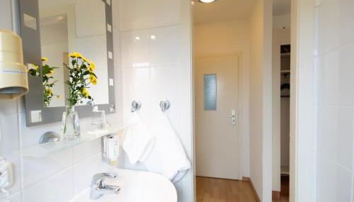 acora Bremen Garden Living the City - Foto 4, Shower