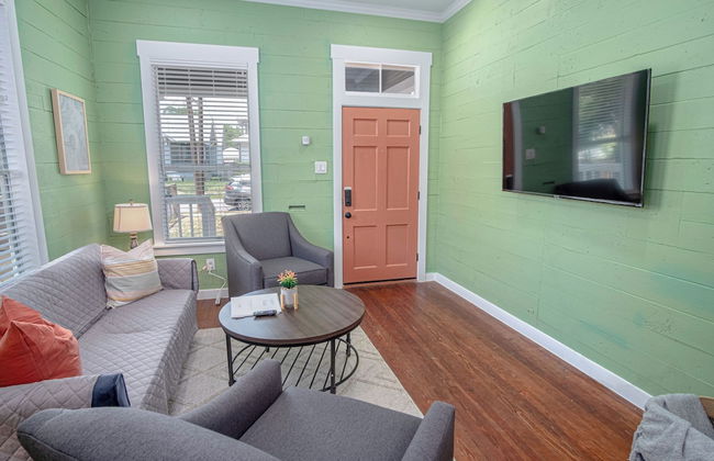 Comfy and Incredible Fenced 2BR 2 BA Near Downtown - Foto 11