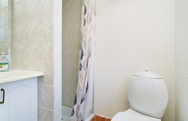 6 Person Holiday Home in Hojby - Photo 8