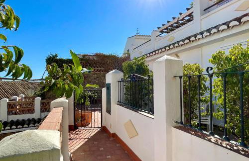 Semidetached Duplex home at Puebla Aida, Mijas Golf with pool, golf and sea views - Photo 29