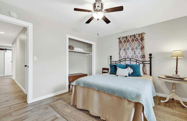 The Billie Goat Haus - Hot Tub -steps to Main St! - Foto 4