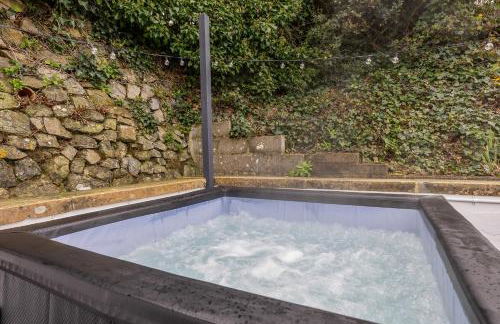 Elevated Escape - Hot tub, sauna, rooftop terrace - Foto 45
