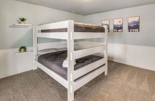 5 Mi to Area Attractions Home with Indoor Hot Tub - Foto 32