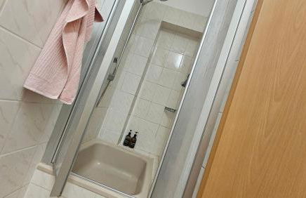 Central Charm - Bedroom & Kitchen Apartment near the Main Station Hauptbahnhof - Foto 18