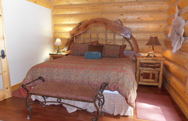 Country Club Homes - Photo 6