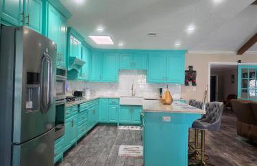 5BR3BA Home, 2 Blocks from Beach, ADA Accessible - Foto 7