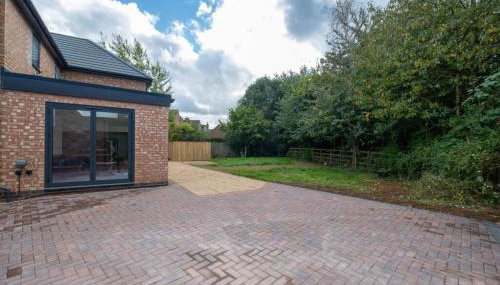 Luxurious Relaxing 6 Bed House for great comfort - Foto 3, Garden