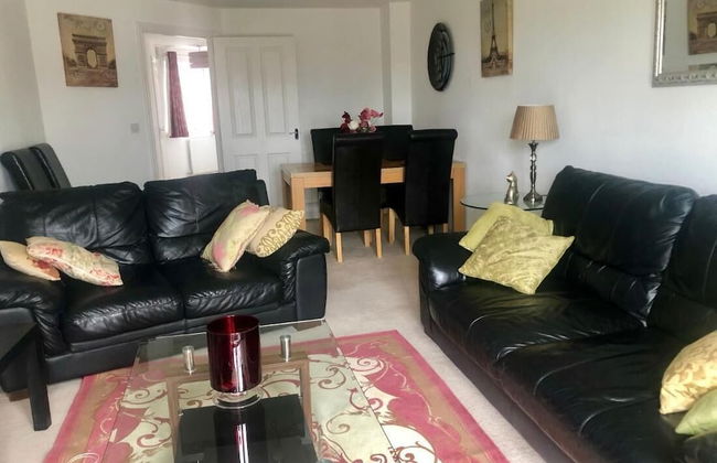 Avery Mews - Apartment - Photo 4