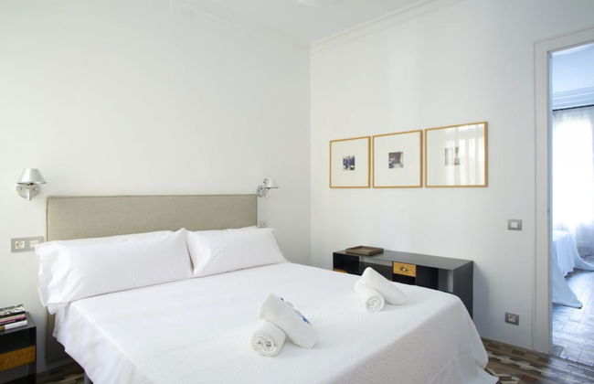 BarcelonaForRent The Claris Suites - Photo 7