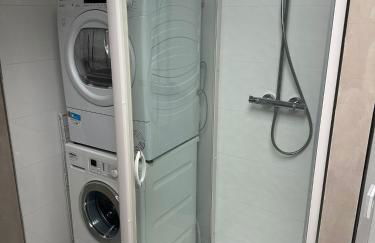 Vaste appartement avec parking gratuit, borne dispo et espace de travail - Foto 20