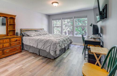 Family-Friendly Silverdale Home with Private Deck! - Foto 12