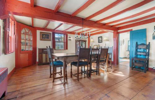 5BR Minutes to Salem|Historic Downtown Beverly - Photo 3