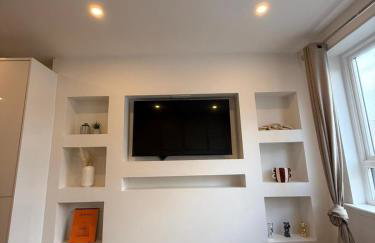 Modern&Stylish city centre apartment with parking - Foto 2