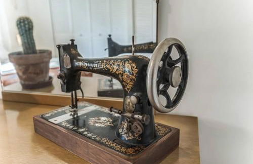 Old School Charm | Sleeps 6 - Foto 49