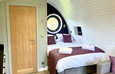 Rowan Hobbit Pod at Cowbridge Cabins - Foto 7