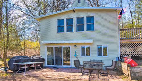 Lakefront Retreat with Kayaks, Grill, Fire Pit! - Foto 2