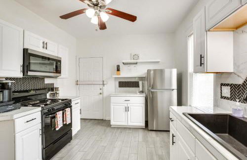 Luxurious 2BR Kansas City Condo Near Downtown - Photo 2