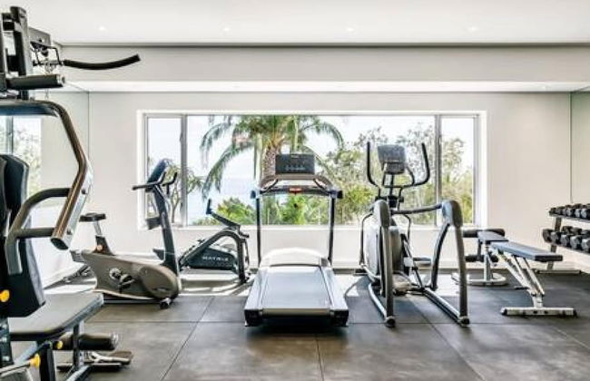 Immaculate Camps Bay Villa w Jacuzzi Views Pool Villa Grenache - Photo 55