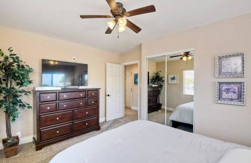 Nice home, Ocean views, and open space views. - Photo 20