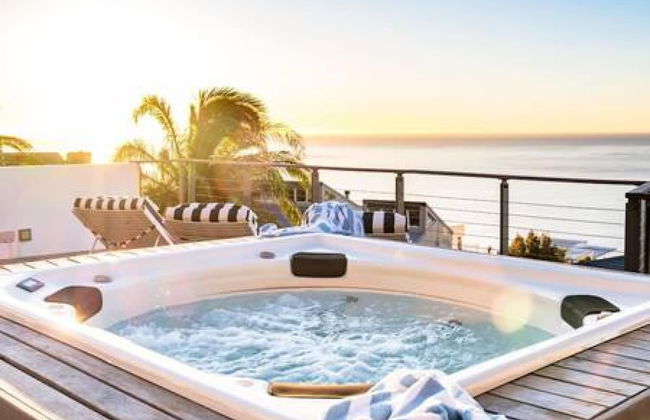 Immaculate Camps Bay Villa w Jacuzzi Views Pool Villa Grenache - Photo 53